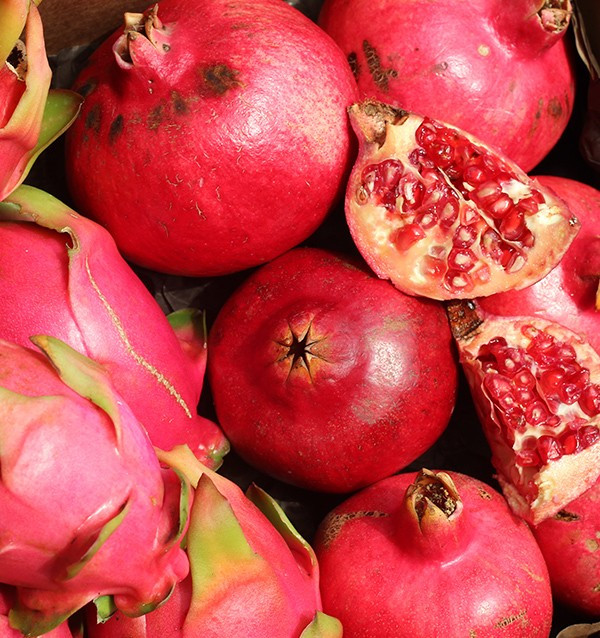 Buy pomegranates and pitahayas online at Tropitop