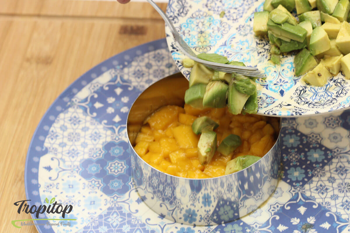 Tartare de Crevettes à l'Avocat et à la Mangue - Pas 5